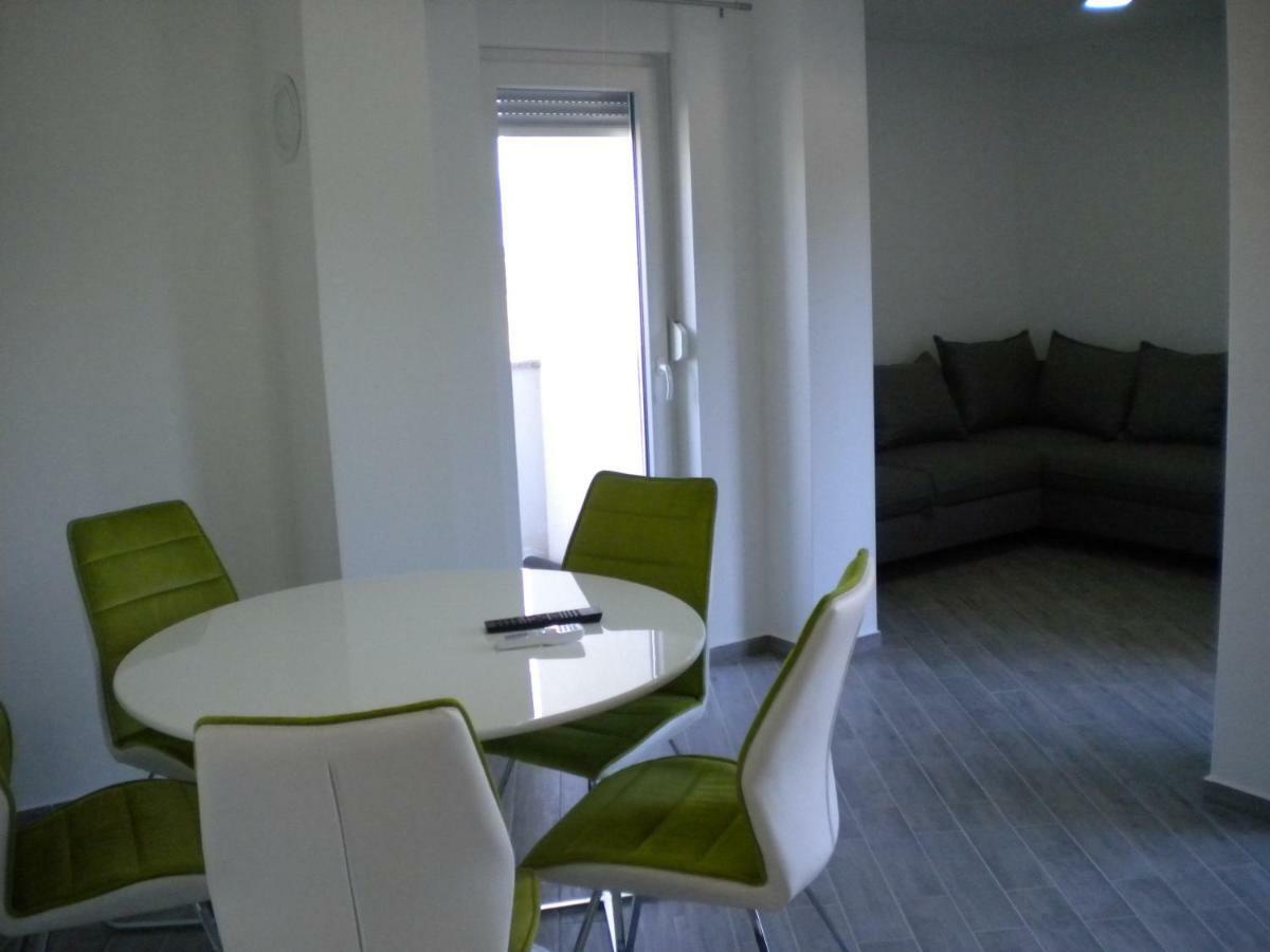 נין Apartments Venerea מראה חיצוני תמונה