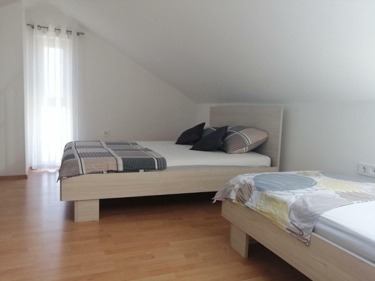 נין Apartments Venerea מראה חיצוני תמונה